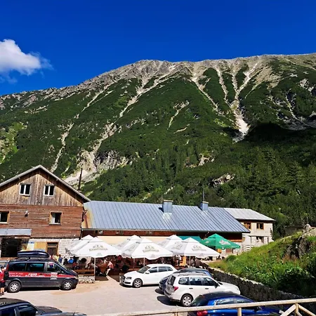Chill & Near The Gondola Bansko